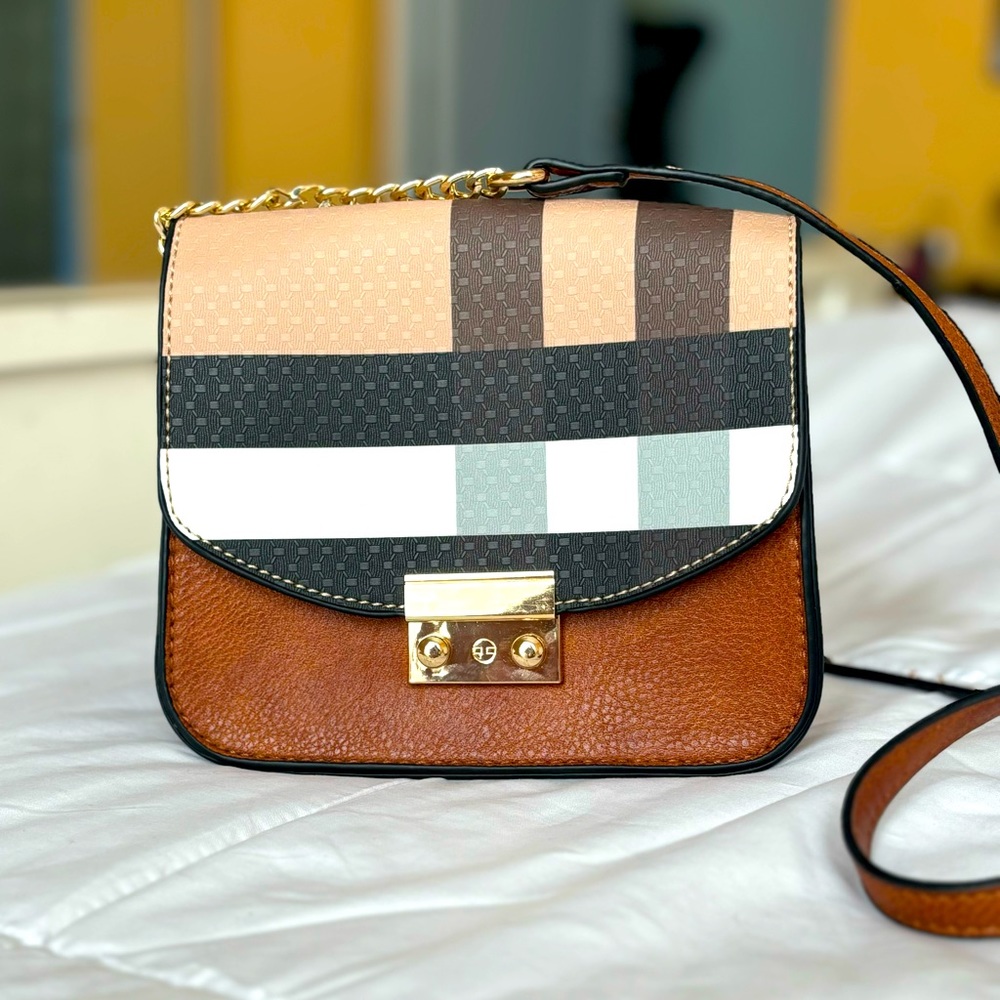 Vegan Leather Crossbody Bag
